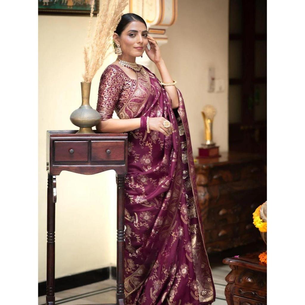 Stylish Unick Weeding Wear and Party Wear Saree for Women ,Blouse (Need To Be Stitched As Per Size And Fit)