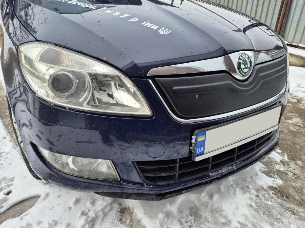 

Зимняя накладка на решетку (2010-2025, верхняя) Глянцевая для Skoda Roomster
