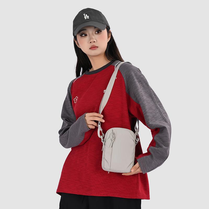 Lightweight Multifunctional Mobile Phone Bag Solid Color Shoulder Bag Crossbody Bag Commuter Nylon Bag