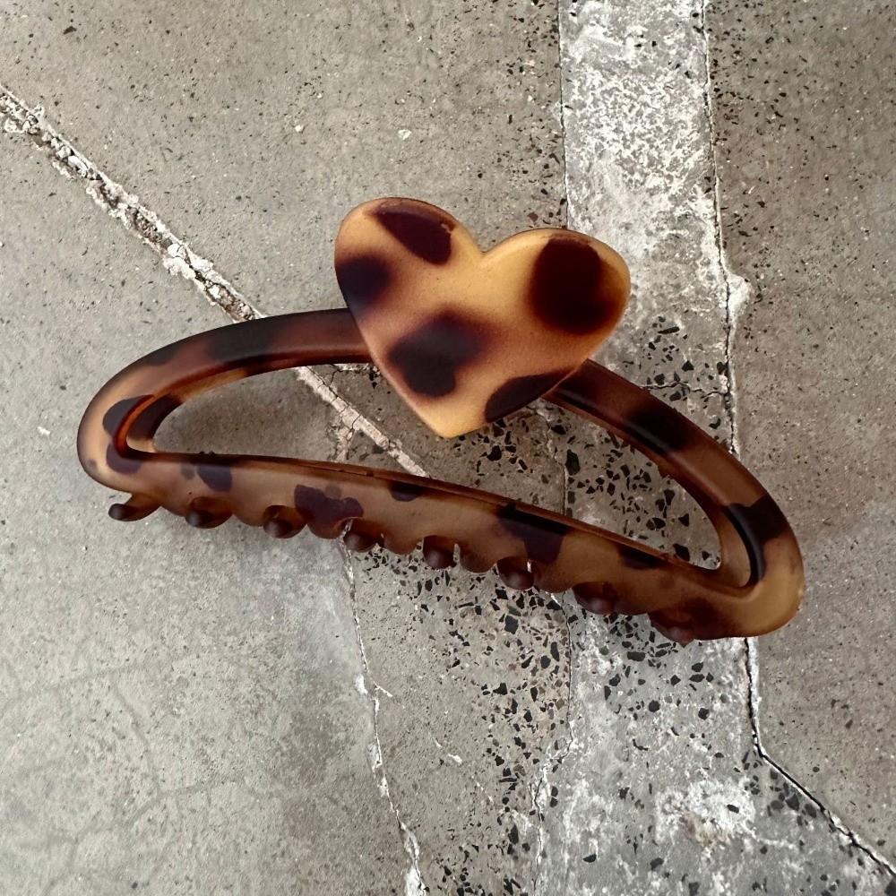 Heart Hair Claw Clips Leopard Print Large Hair Claw Retro Geometric Barrettes Headwear