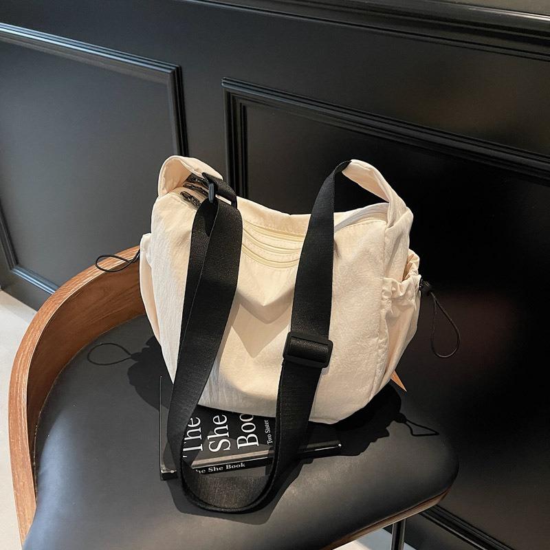 Vielseitige Freizeittasche Umhängetasche weibliche College-Studentin Unterricht Pendeln große Kapazität Knödeltasche