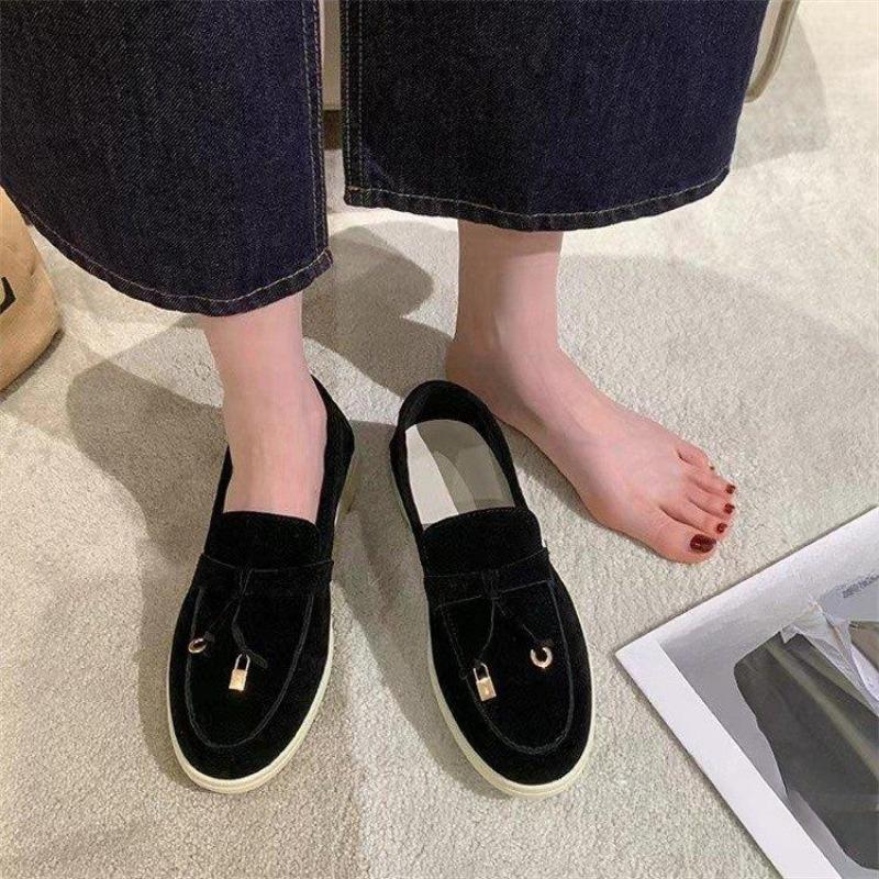 Suede Flat Bottomed Oversized Low Top Single Shoe for Women, with A Soft Sole and Lightweight Solid Color Sole, Suitable for Wearing On The Sole