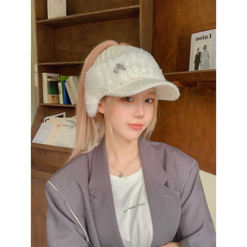 Autumn and Winter Warm and Ear Protecting Knitted Duck Cap New Ladies Korean Style Winter Hollow Top Baseball Cap Trend