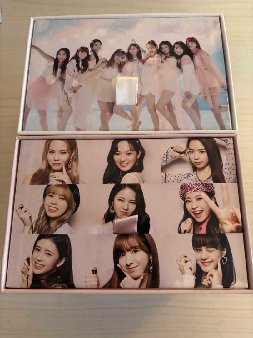 

[USED] NiziU 9 forms