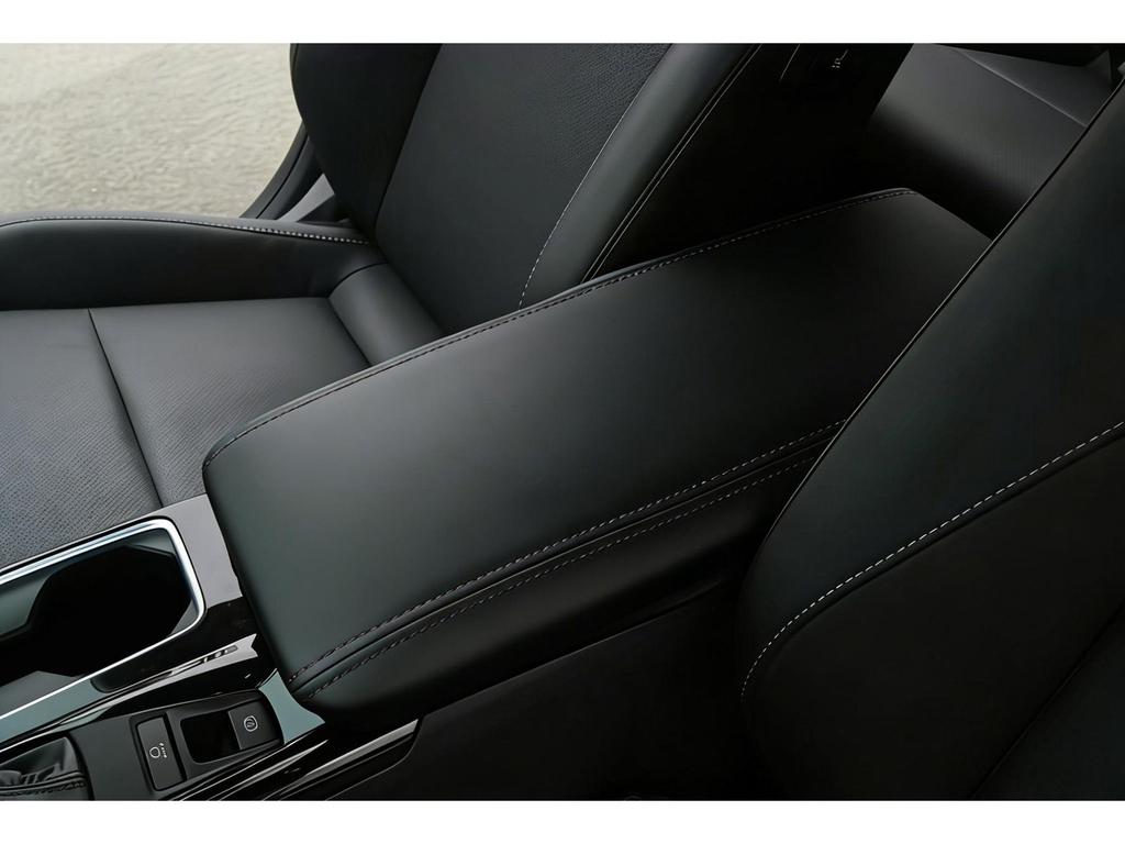 Microfiber Leather Armrest Cover for 2024-2026 Camry 9th Gen - Durable, Wear-Resistant, and Dirt-Resistant.