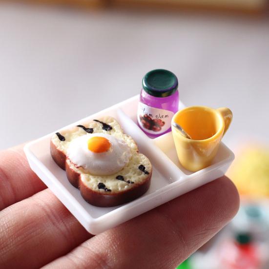 Toast Model Simulation Shooting Props Resin Dollhouse Miniature Ornaments for Play