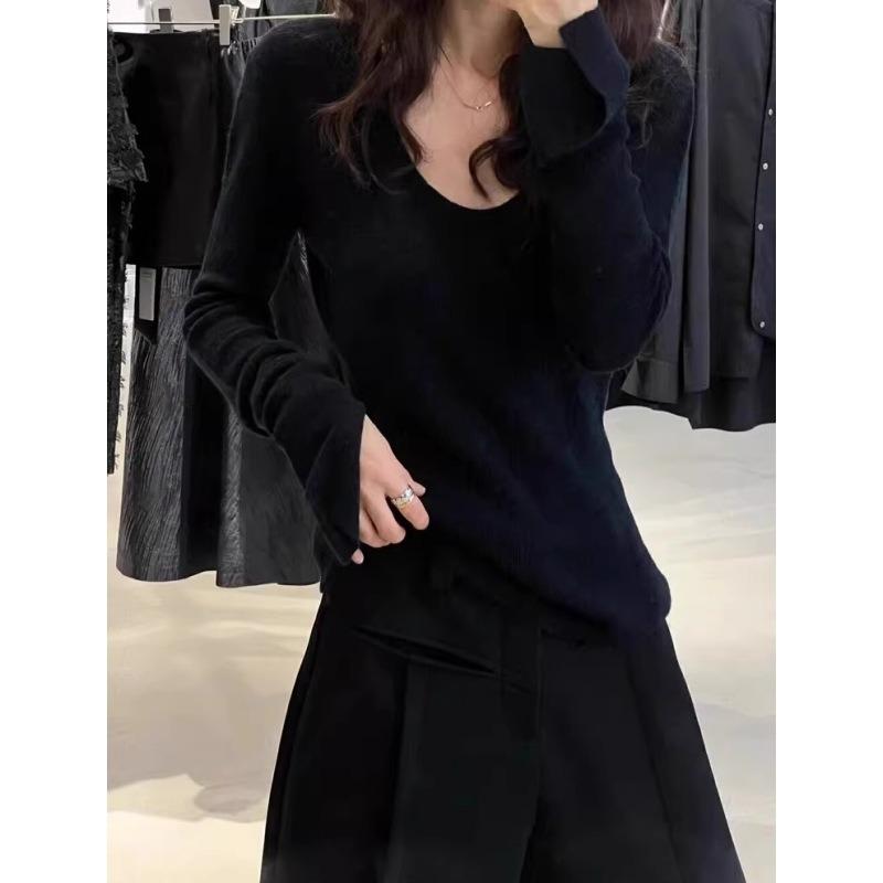 Grey Collar Leaking Collarbone Top Women's Spring Niche Horn Sleeve Inner Knitted Sweater Slim Primer Sweater