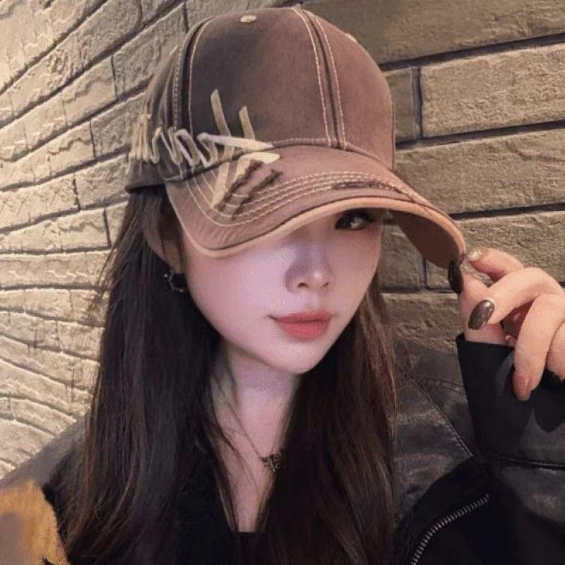 Duckbill Cap With Embroidered Letters For Summer Outdoor Sun Protection
