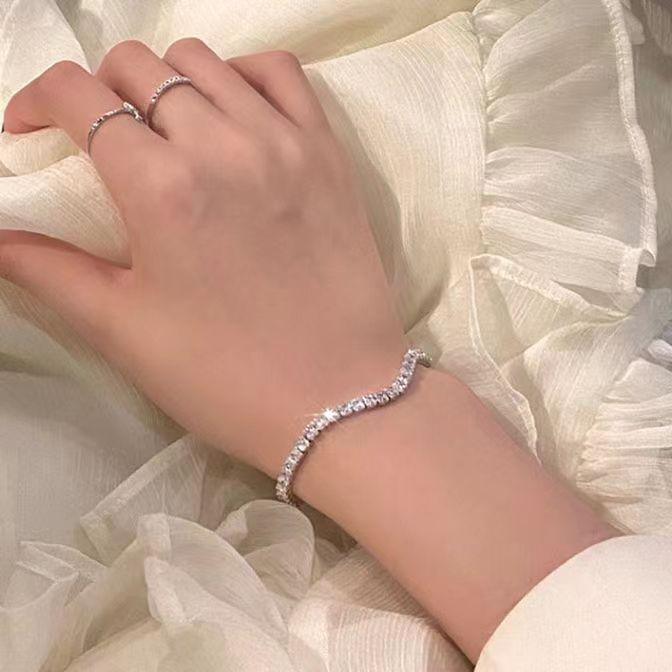 Fritillary spirit snake bracelet flash diamond texture bracelet big name gemstone light luxury opening silver