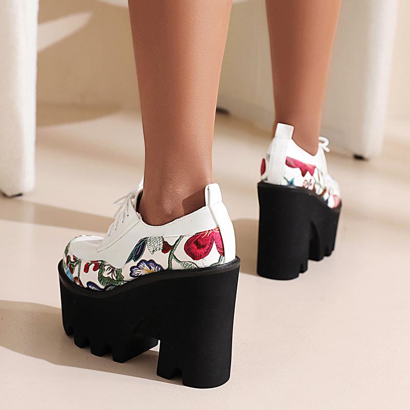 Ultra High Waterproof Platform Wedge Heel Raised Breathable Pumps Embroidered Floral Punk Style Lace Up Polyurethane Sole Pumps