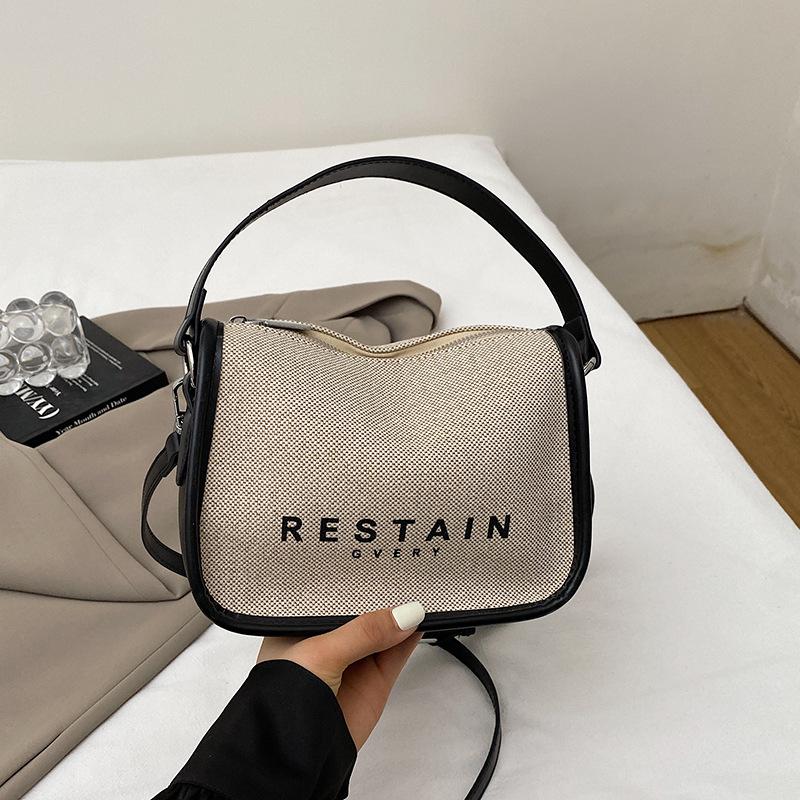 

A Simple Niche and Fashionable Small Square Bag with A Stylish and Chic Look A Single-shoulder Crossbody Bag for Ladies бежевый