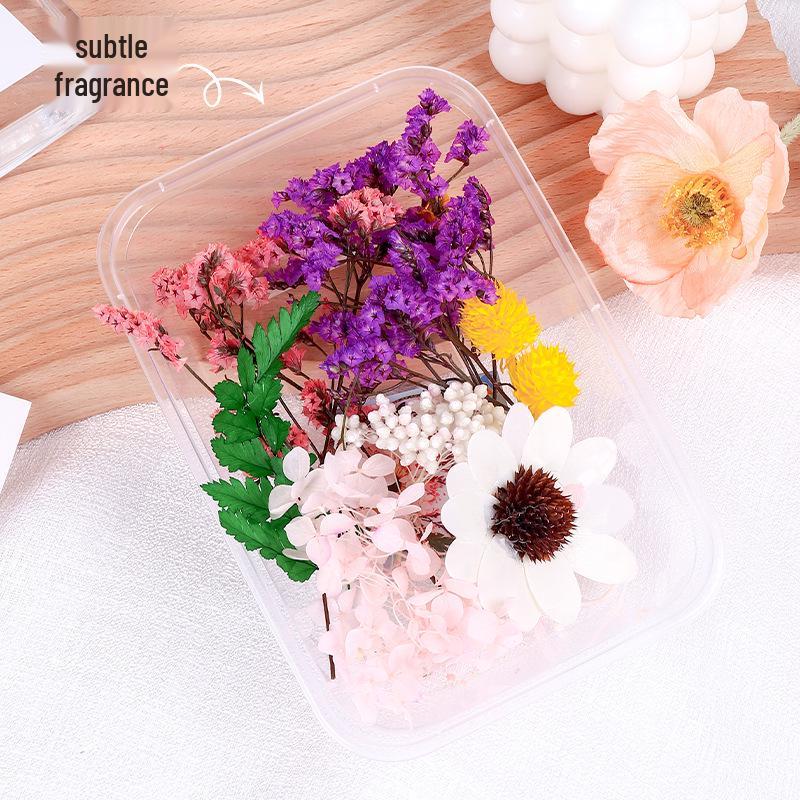 Eternal Dried Flower Photo Frame Decoration – Handmade Air-Dried Bouquet Ornament for March 8th