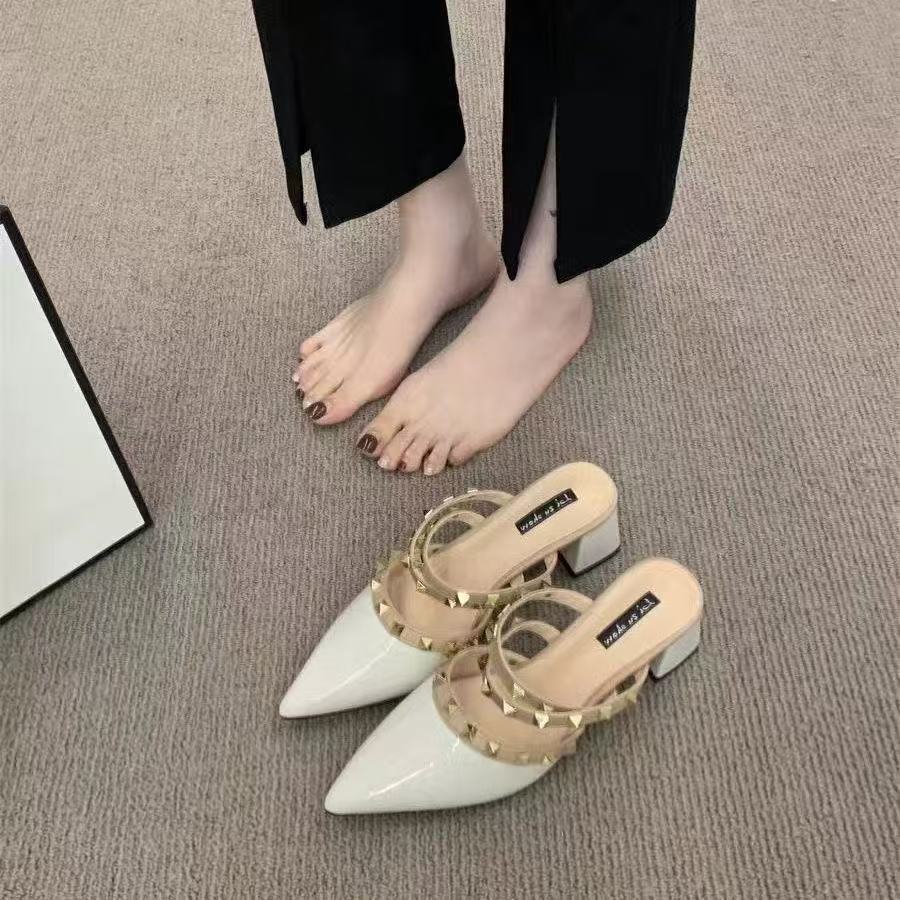 Korean version of heightening wind and summer, rivets, pointed heads show legs, long cool slippers, thick heels, baotou, half slippers, sexy