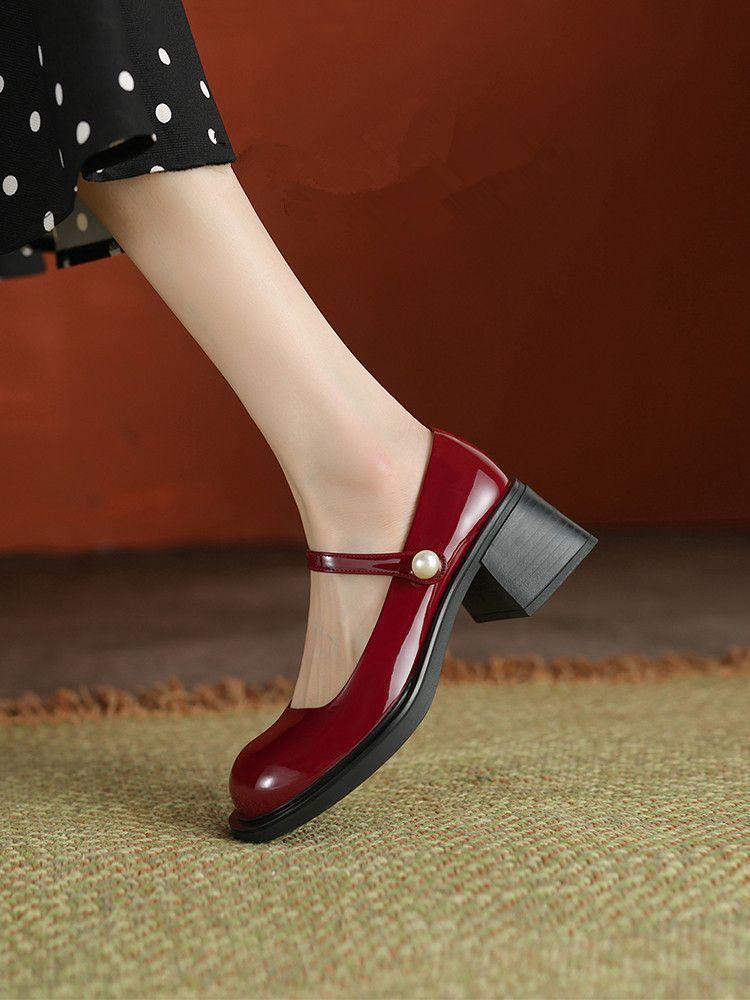 2025 spring and autumn new French retro Mary Jane single shoes round head high thick heel small leather shoes women's trend