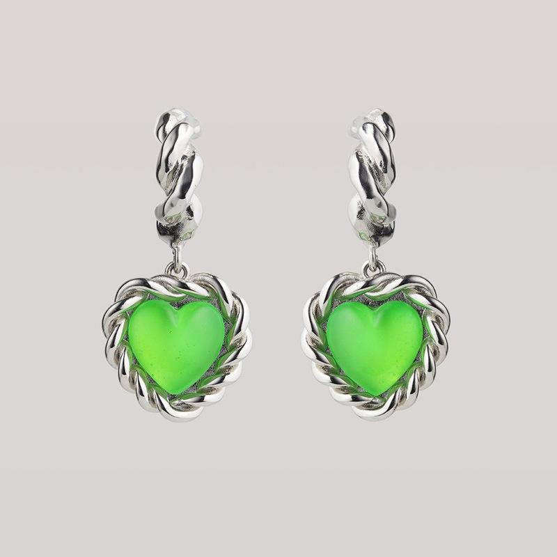 

Song Yanfei retro green love vintage earrings women ins autumn and winter earrings