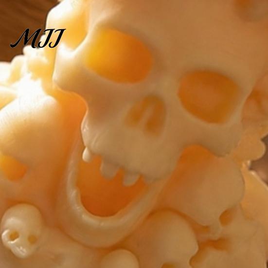 Dark Style Home Decor Skull Apple Core Ornament, Themed Desk Figurine, 3D Printed Personalized Gift for Him Realistic Statue, Gothic Collectible