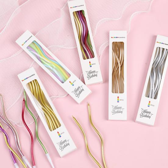 12 stk Festlys Food Grade Trygg å bruke Flames Gjenget Buet Kakedekorasjon Ensfarget Brennbare kakelys til jul