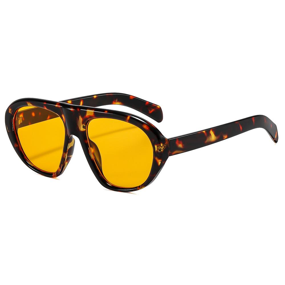 Fashion Oversized Brand Sunglasses Women Vintage Sunscreen Sun Glasses Female Big Frame Outdoor Leisure Vacation UV400 Sunnies