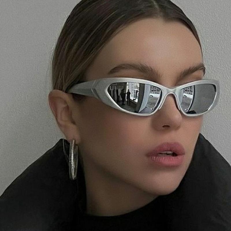 Latest Sports Steampunk Millennium Style Sunglasses Female Punk Goggle Designer Sun Eyewear Male Silver Mirror Sun Eyewear Stylish UV Protection 400