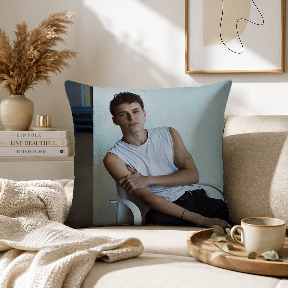 A-Aron Piper Actor Pillow Case for Sofa Living Room Home office Decor Protective Cover