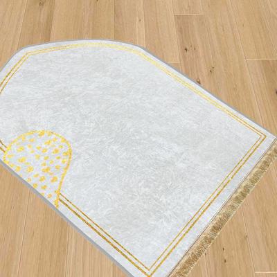 Retro Teppich im ethnischen Stil des Nahen Ostens mit goldenen Diamanten, Samtfransen und Quasten, rutschfeste einfarbige Matte