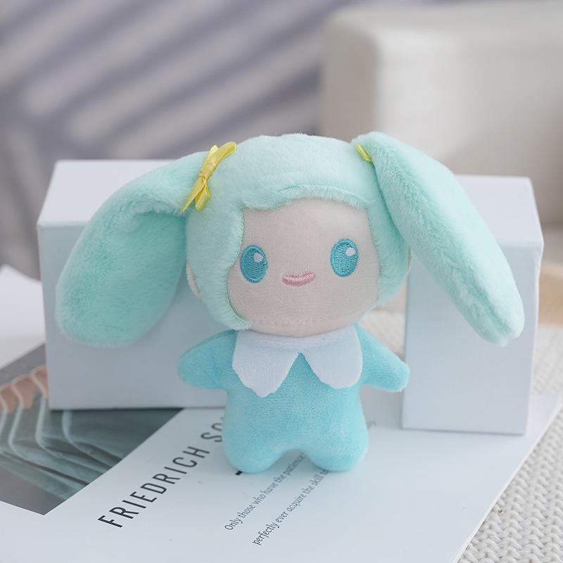 

Сладкий плюшевый брелок-кукла Хатсунэ Мику в глубоко-синей юбке, идеально подходящий для поклонников аниме Light Blue Doll