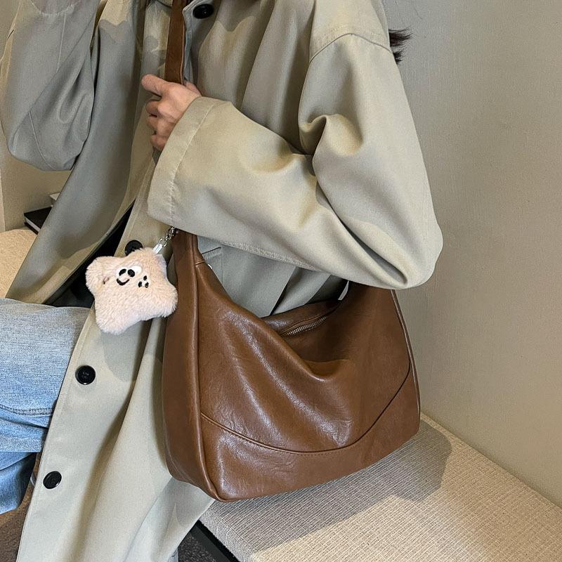 Large-capacity Underarm Tote Bag Women's Bag Trendy New Spring Simple and Lightweight Versatile Single Shoulder Oblique Span Bag