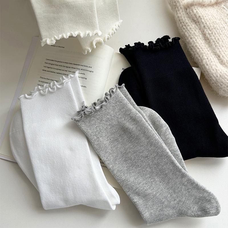 Women's Soft Pure Cotton Ruffle Edge Socks - Comfortable, Breathable, and Loose Fit