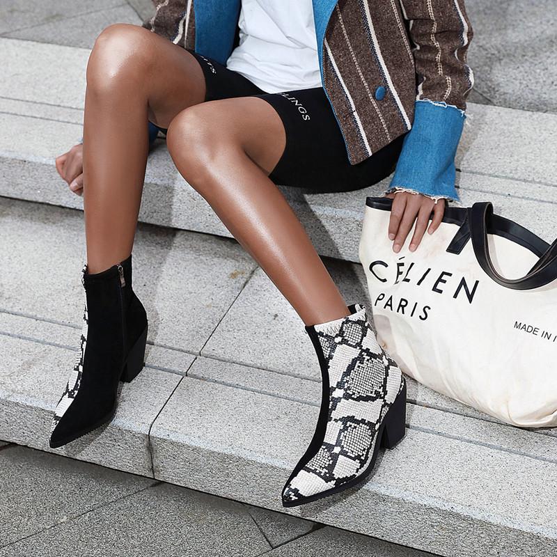 Fashion Brand Women Snake Print Winter Boots Women Ankle Boots Platform Pointed Toe Western Cowboy Boots Female Thick Heel Shoes Botas