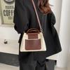 Strukturierte, kontrastfarbene, tragbare kleine Tasche für Damen, neue Frühlings-Casual-Mode-Umhängetasche
