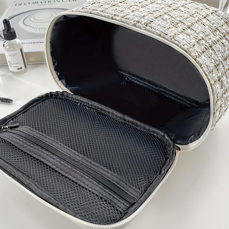 [Stylish Makeup Bag] Large Plaid Makeup Bag | Multi-Functional Travel Organizer with Rayon Lining, Polyester Material,Perfect Gift for Girlfriend,Wife