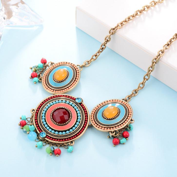 

2024 Women s Fashion Rhinestone Alloy Necklace - European & American Style