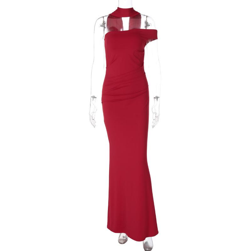 European and American women s clothing 2026 autumn and winter new fashion slim-fitting one-word shoulder European and American style long dress stream S