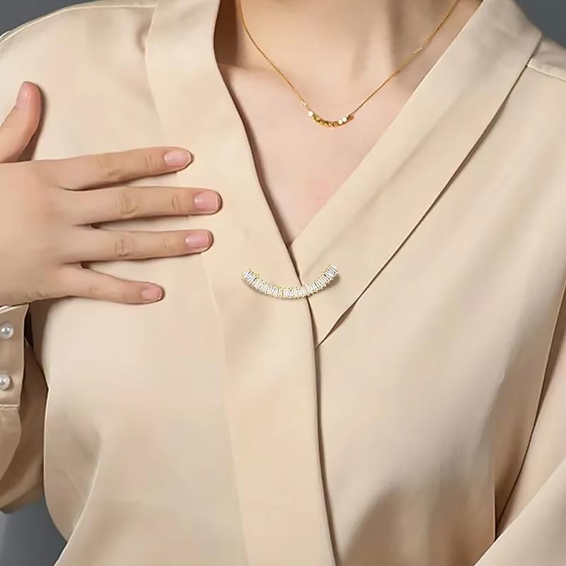 1PC Durable Exquisite Sturdy Feminine Rhinestone Suit Shine Multi-functional Brooch Understated Luxury Fixed Buckle