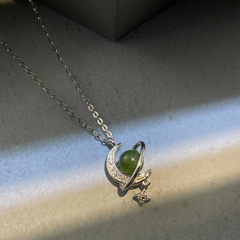 Star Moon Hetian Jade Necklace Light Luxury Moon Necklace Day Girl Wind Planet Pendant Clavicle Chain