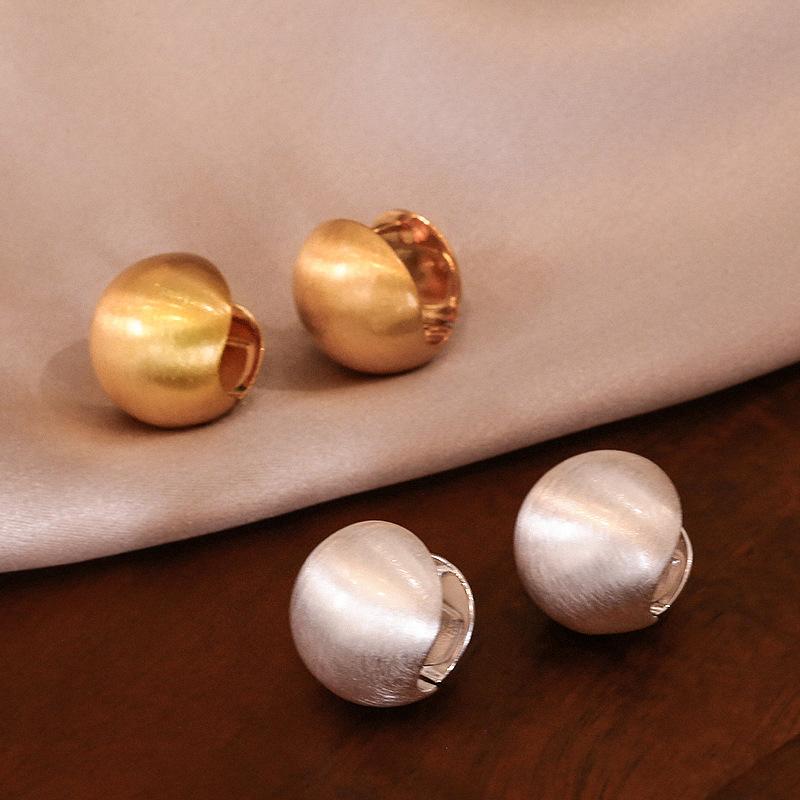 Cold Wind Versatile Brushed Ball Earrings