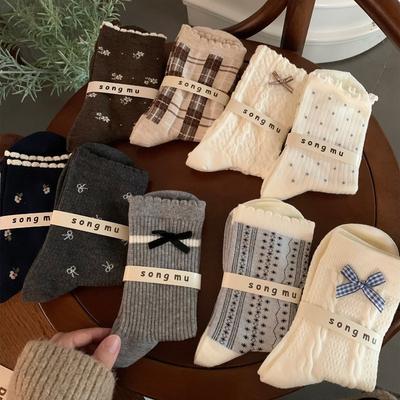 Chaussettes et collants – Chaussettes