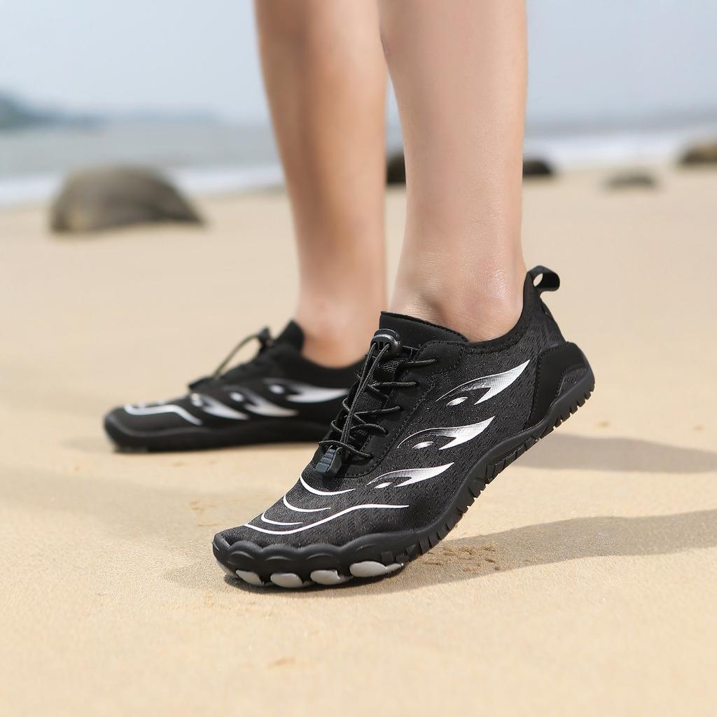 New couple creek walking shoes outdoor swimming beach shoes breathable wading shoes hiking five-finger shoes