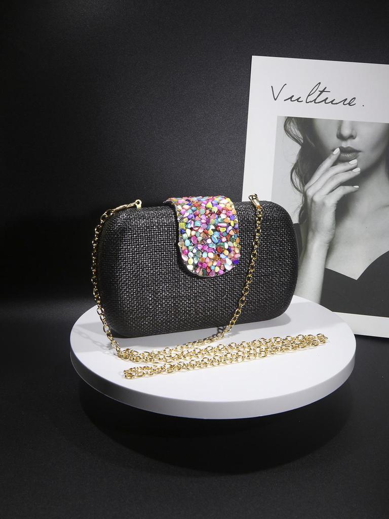 Clutch cu lanț țesut elegant - geantă de seară elegantă și versatilă