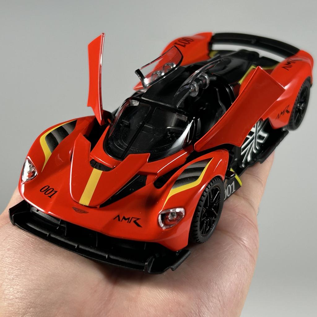 1/32 Aston Martin Valkyrie Supercar Alloy Metal Diecast Model Car Collectibles Boy’s Birthday Gift Home Trendy Ornaments & Gift