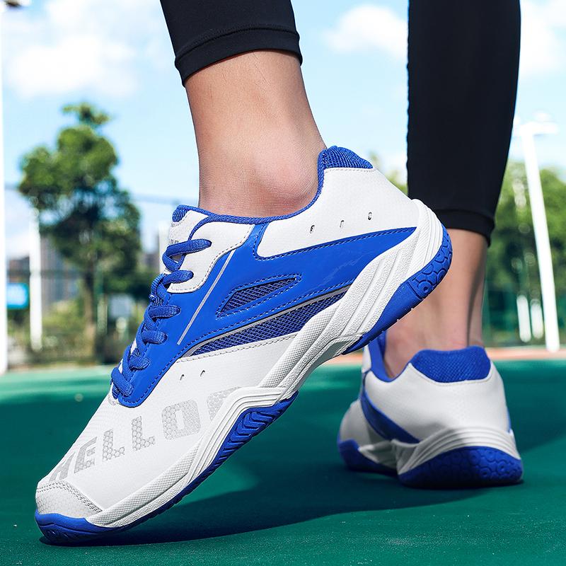 New Lightweight Badminton Shoes for Men and Women Suitable for Outdoor Fitness and Volleyball Shoes