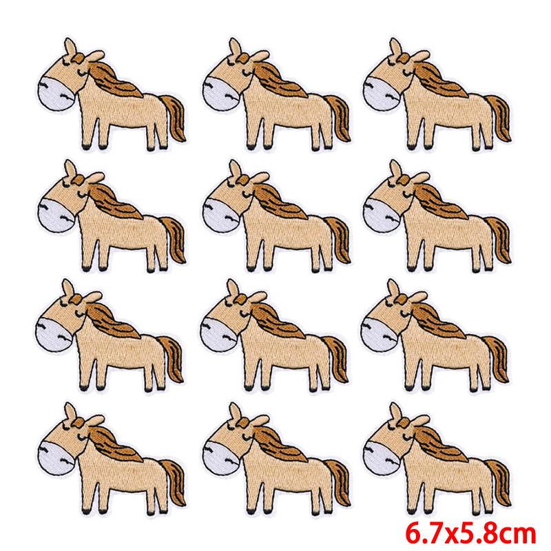 10 Pcs/lot Wholesale Embroidery Patch Iron On Patches For Clothing Patches On Clothes Jackets Decor Applique Sew Supplies