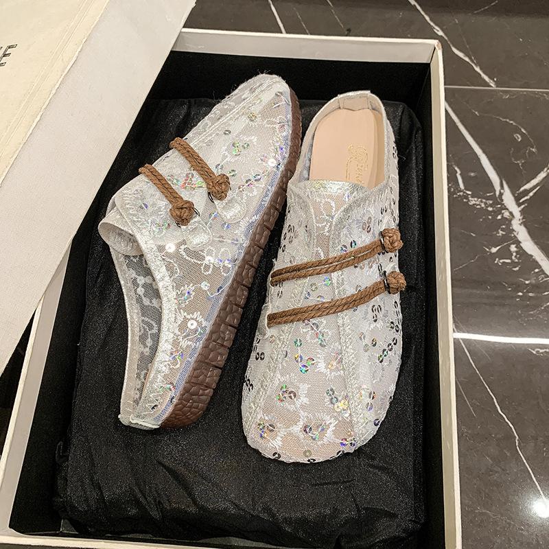 Old Beijing Cloth Shoes Women's 2025 New Lace Breathable New Chinese Style Women's Shoes Temperament Single Shoes Platform Slippers Women