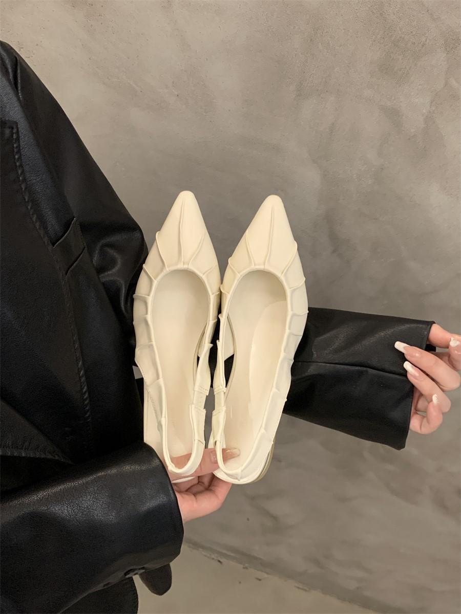 

Весна и лето 2025 новые сандалии с толстым каблуком и закрытым носком, с мелким вырезом, женская обувь с открытой пяткой, темпераментные остроносые туфли-лодочки для ношения с юбкой 39