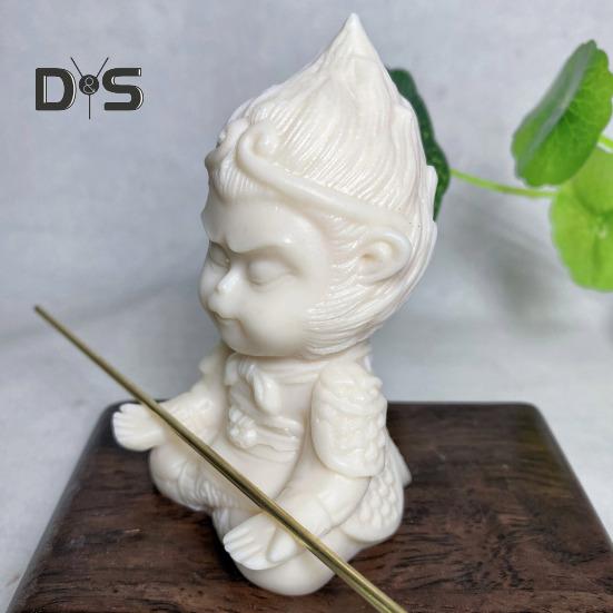 Tagua Wukong Figure Great Sages Equalling Heaven Figurine Statue Sculpture Cartoon Monkey King Model Desktop Decoration Ornament