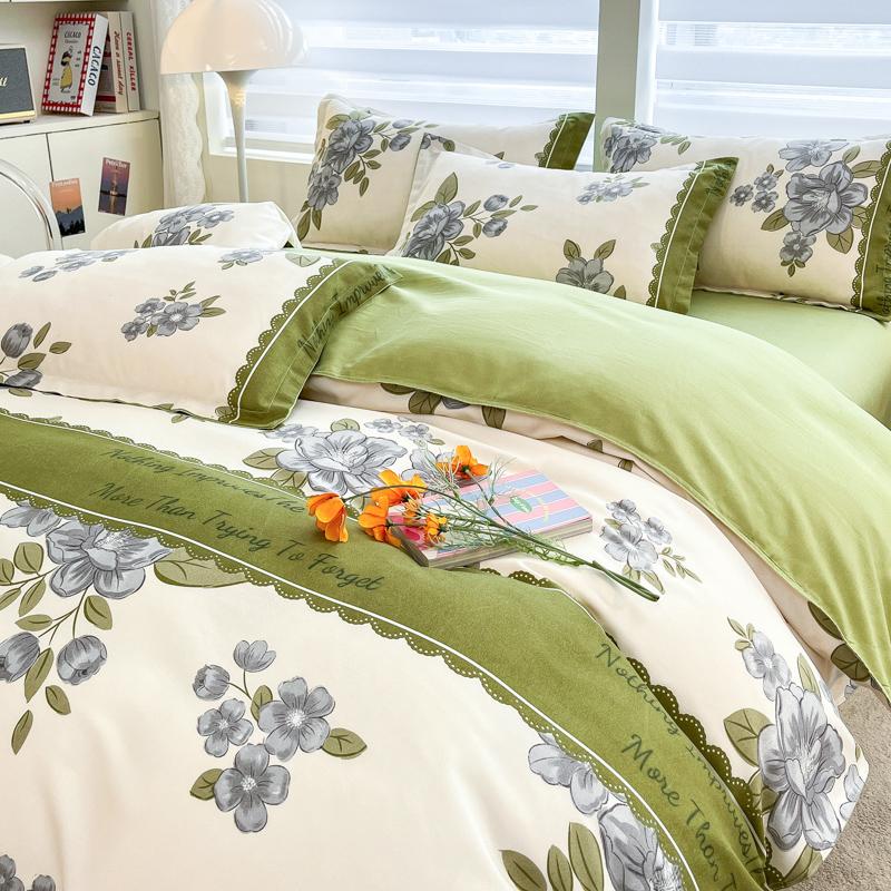 Sleeping Grid Warm Yang Velvet Soft and Comfortable Thick Brushed Print Four Piece Set