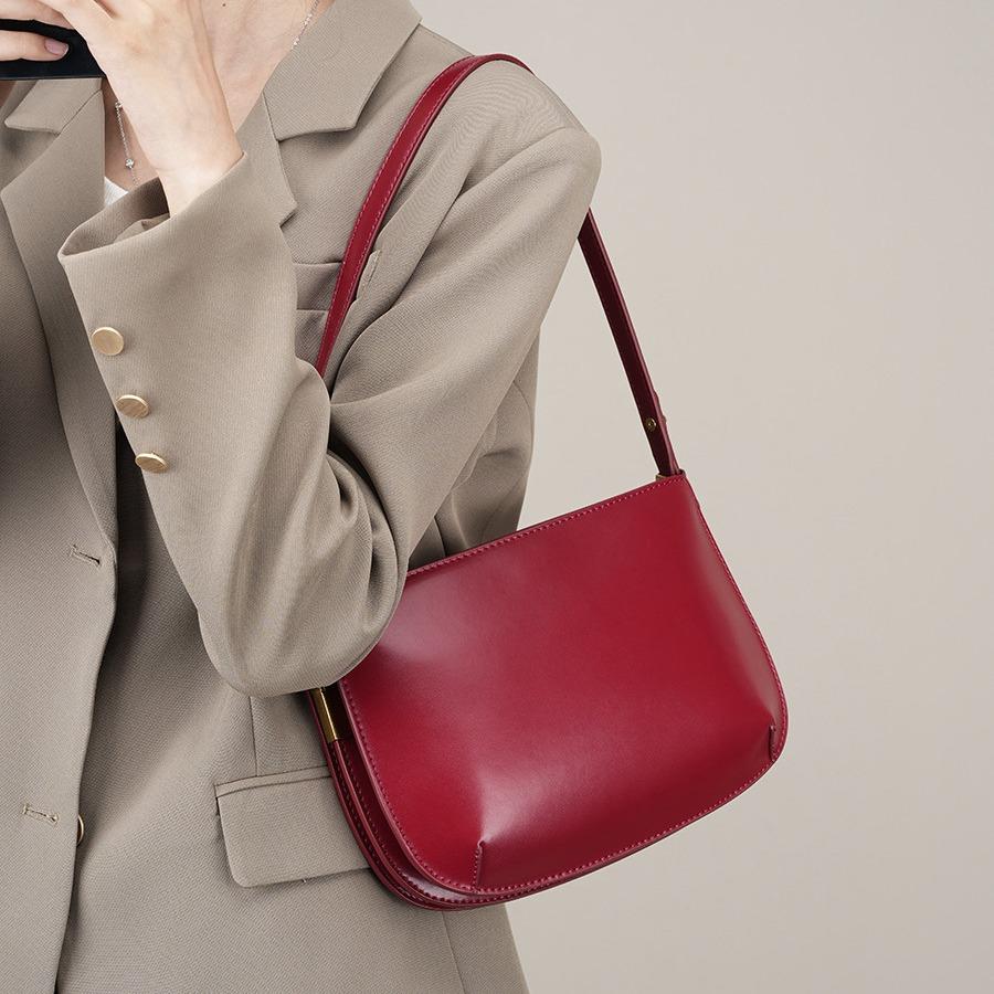 Cowhide Women's Bag, High-end Shoulder Bag, New Leather Underarm Bag, Simple and Versatile Bag.