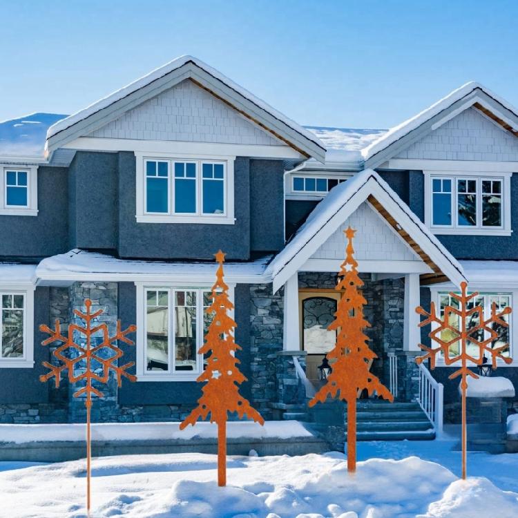 Metal Deer Christmas Garden Stake Rust Deer Yard Stakes Outdoor Yard Lawn Ornaments Holiday Stake Christmas