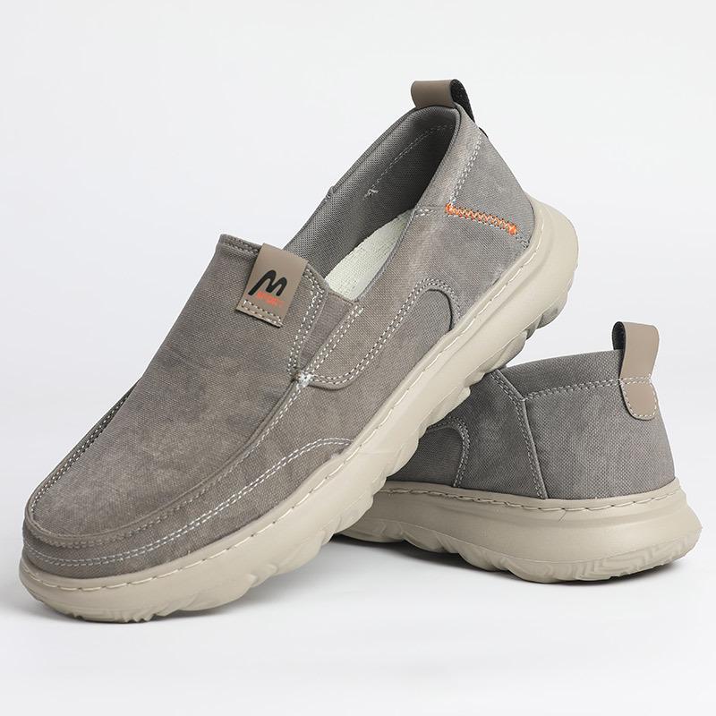 Fashion Men's Spring and Summer New Breathable and Comfortable Canvas Shoes with Soft Soles Lazy and Lightweight Casual Shoes