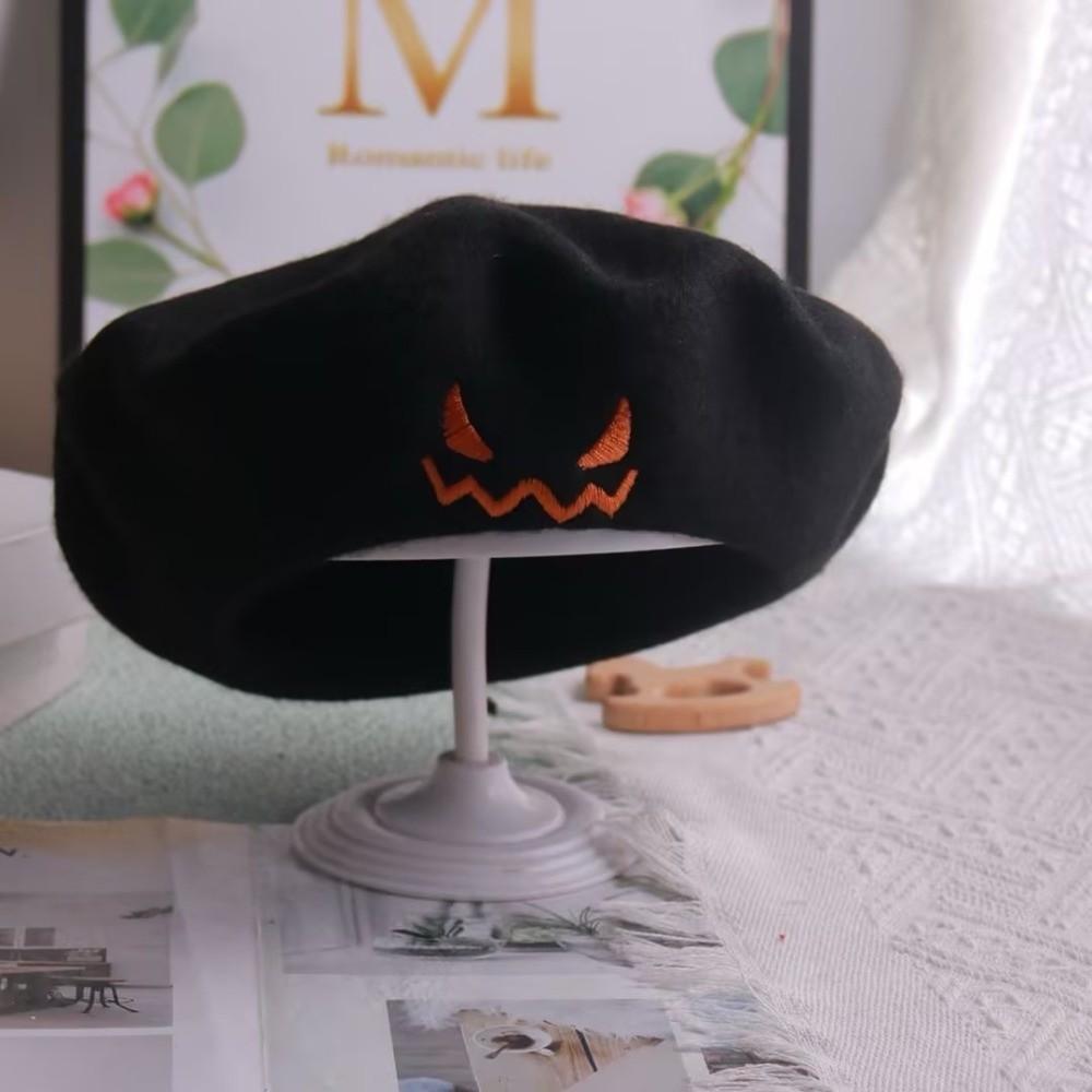 Embroidered Face Painter Hat Lightweight Artist Hat Warm Pumpkin Beret Hat  Autumn Winter Wear